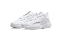 NikeCourt Vapor Lite HC Tennisschoen Wit/zilver Dames 8 NikeCourt Vapor Lite HC Tennisschoen Wit/zilver Dames -Padel Profs Verkoop 37094788 3