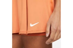 NikeCourt Dri-FIT Victory Tennisrok Hot Curry Dames -Padel Profs Verkoop 37100260 3