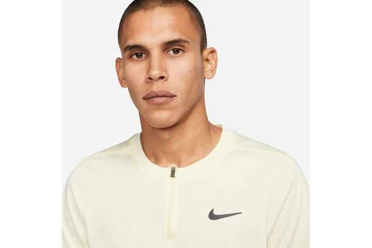NikeCourt Advantage Polo Alabaster Heren 3 NikeCourt Advantage Polo Alabaster Heren - Afbeelding 3